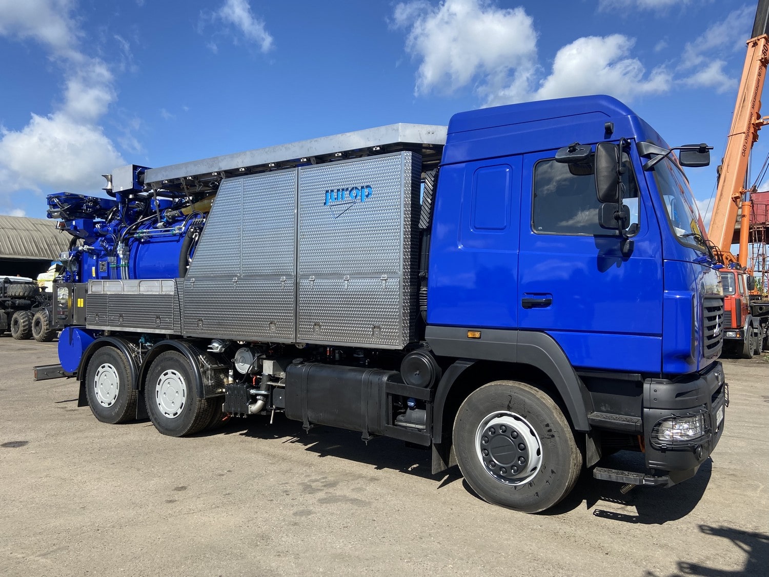 Каналопромывочная машина Jurop